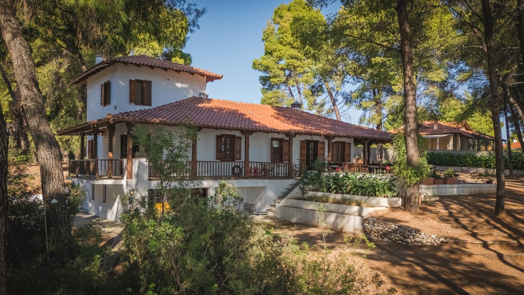 Squirrel Beach Front Villa, Metamorfosi Luaran gambar