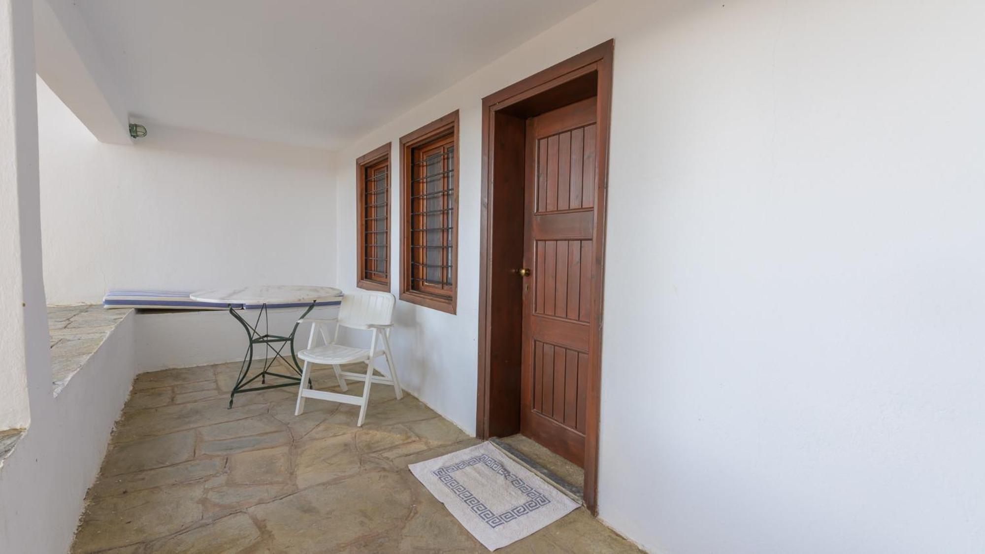 Squirrel Beach Front Villa, Metamorfosi Luaran gambar